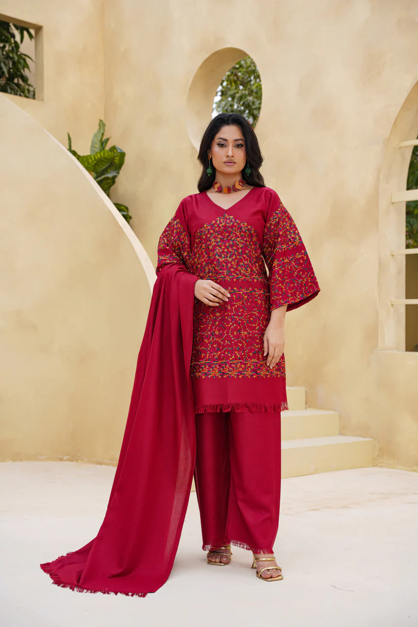 Gulaal Maroon 3PC Suit – Rich, Elegant & Festive Ready ❤️✨
