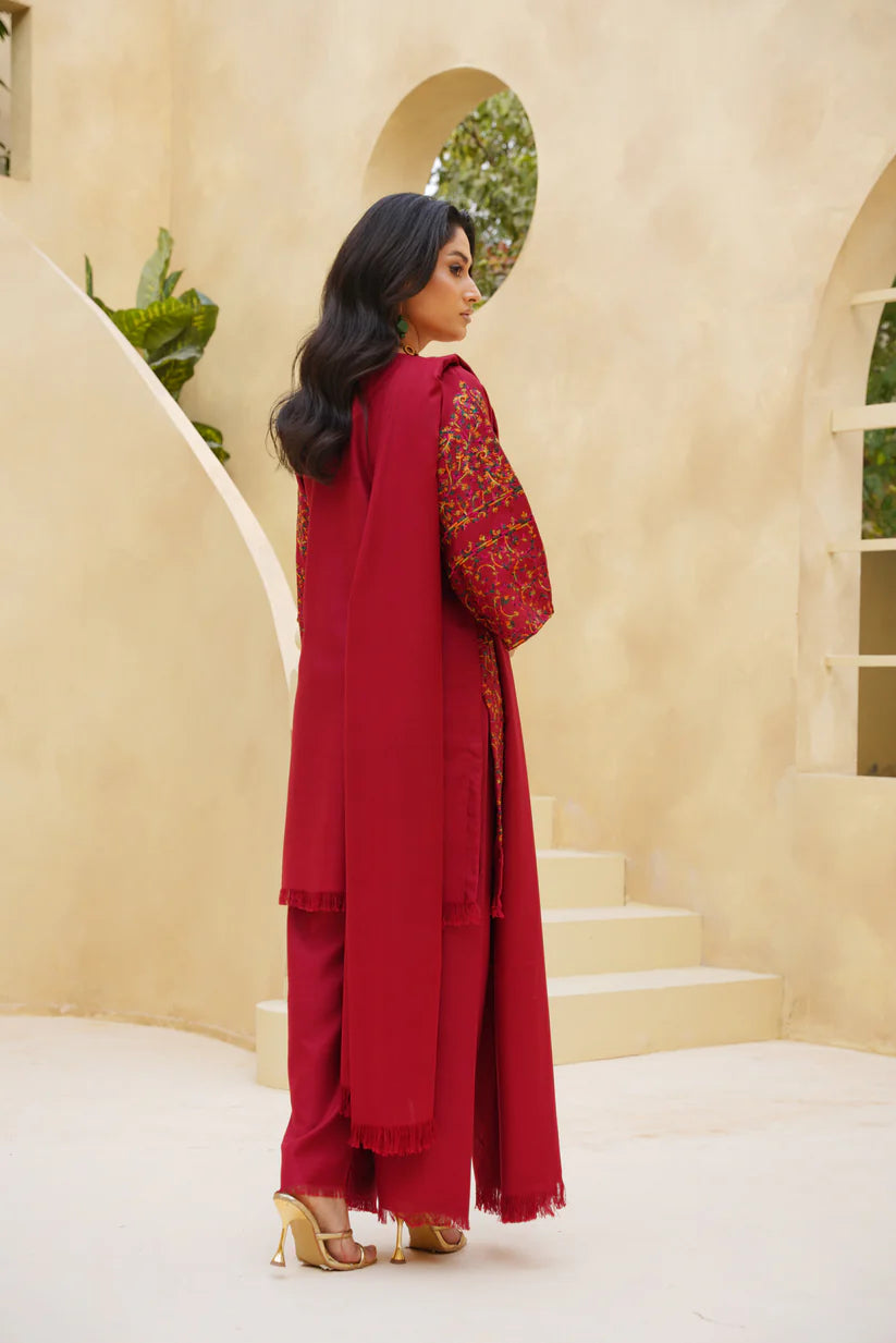 Gulaal Maroon 3PC Suit – Rich, Elegant & Festive Ready ❤️✨