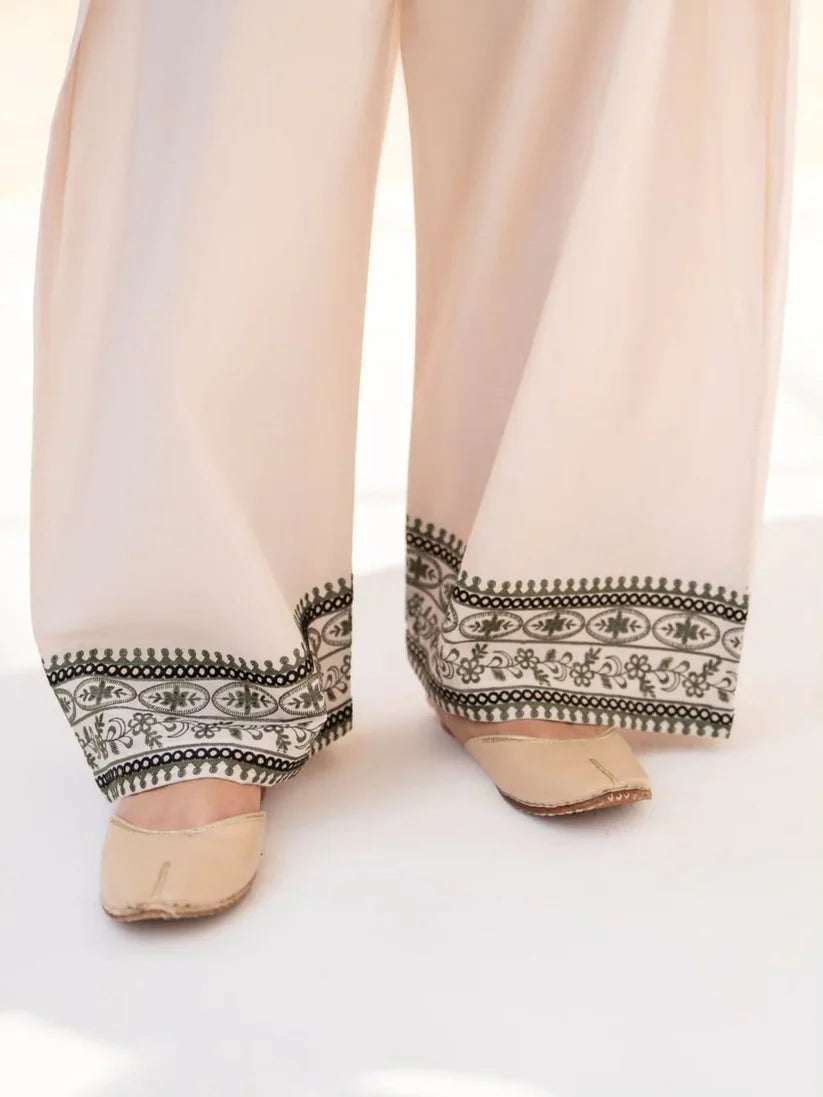 Namal 3PC Embroidered Suit – Elegant Everyday Luxury ✨