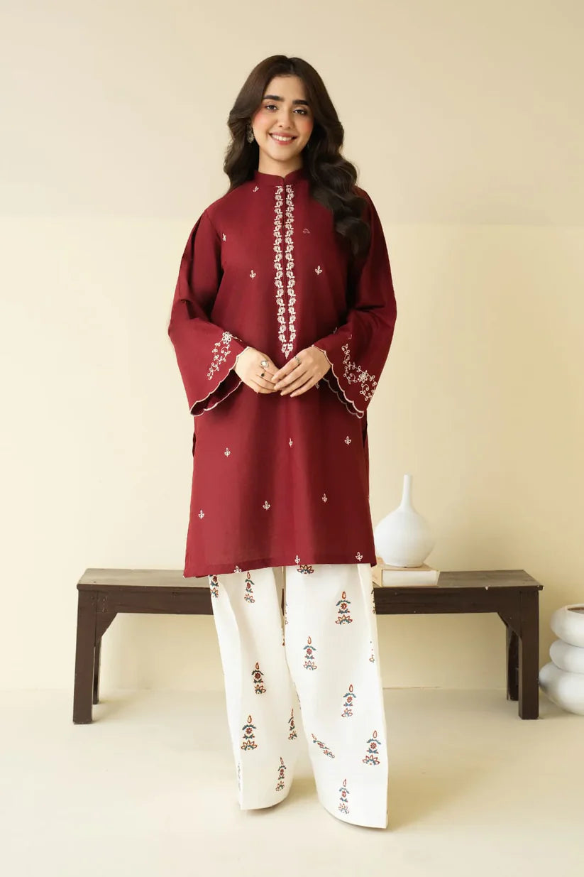 Zohra 2PC Suit – Simple Elegance for Everyday Wear ✨
