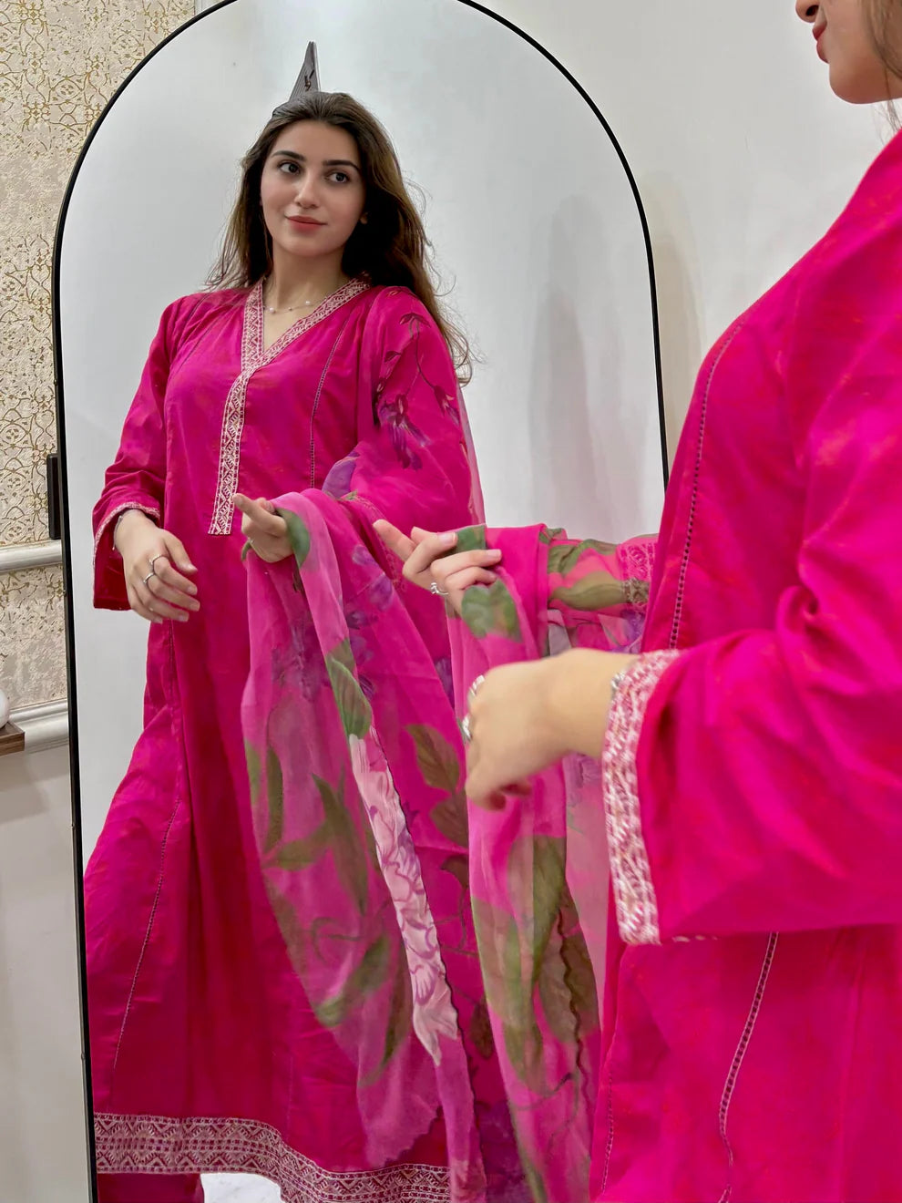 Rose Light Premium 3PC – Elegant Lawn Summer Suit 🌸
