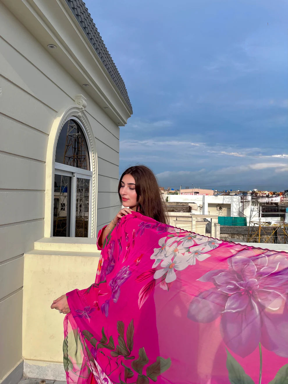 Rose Light Premium 3PC – Elegant Lawn Summer Suit 🌸